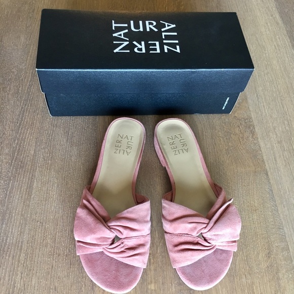 naturalizer slide sandals